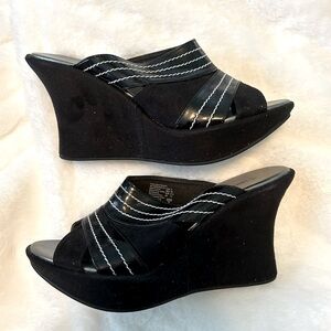 Fioni Black Suede Wedges US Size 9.